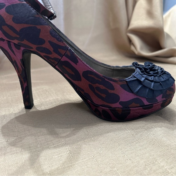 Purple Animal Print Platform Heels sz 7.5 - Picture 5 of 7